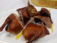 烤乳鸽-勝記酒家·37年老字号·经典粤菜(荔枝公园店)