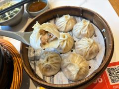 -馋三尺蟹粉小笼(人民广场店)