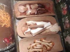 -芸山季·云南山珍菌火锅(人民广场来福士店)