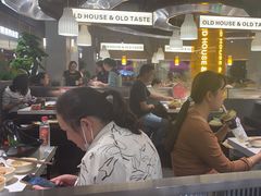 -老房老舍重庆火锅(假日城市店)