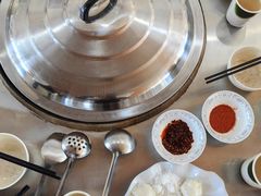 -粘豆包柴火铁锅炖