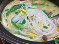 云南过桥米线-云海肴·汽锅鸡·云南菜(高德置地店)
