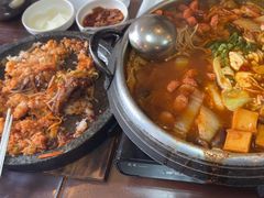-小公洞韩式豆腐村&Q饮品铺