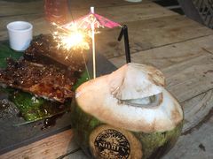 椰林飘香-Naughty Nuri’s Phuket