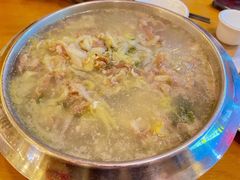 -鹤乡东北菜(崮山路店)