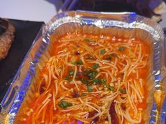 -钳小柒·小龙虾蓝龙王烧烤夜宵(长寿路店)