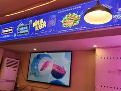 -海盗船. 龙虾烧烤. 酒馆