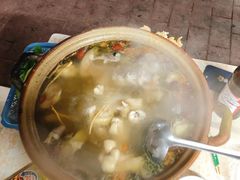 -威邵鸡煲(西华路总店)