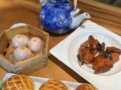酥皮水牛奶菠萝包-陶陶居酒家(新天地店)