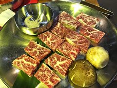 -老炉家木炭烤肉(长江国际店)