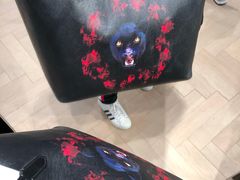 -GIVENCHY(佛罗伦萨小镇奥莱店)