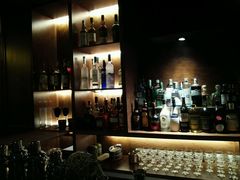 android_upload_pic-Whisper Bar 