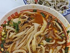 -青年路烩面馆(绿地世纪城店)