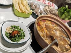 -菌小白火锅(时尚天河店)