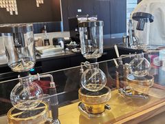 -星巴克臻选(上海虹桥新天地三店)
