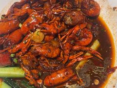 -郑东靓靓虾馆·金牌油焖大虾(天泽街店)