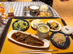 -月之旅·尊 高端月子会所(科馨别墅一店)