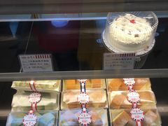 -红宝石·鲜奶小方·海派西点房(丰庄店)