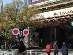 -瑞虹新天地月亮湾