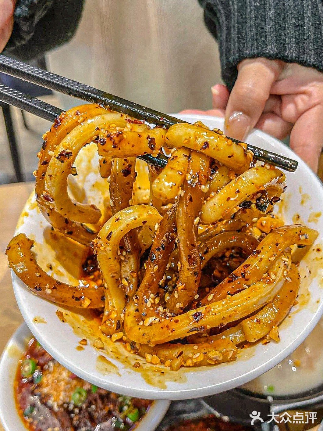 你和成都的距离只差一个付小姐☝️人均70