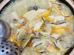 -菌之家·专业纯野生菌火锅·特色炒菌