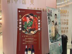 -盘子女人坊古装写真摄影(厦门总店)