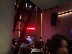 -TZ House音乐现场(来福士中心店)