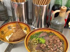 -花溪牛肉粉(八鸽岩店)