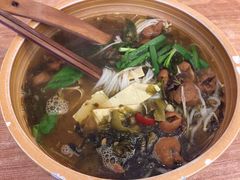 泡椒酸菜肥肠-石榴姐•山城小馆(创始店)