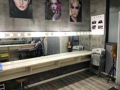 -吉田美学化妆美甲摄影培训(丽水校区)