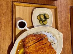 咖喱炸猪排堤坝饭-Ginko银子(青龙街店)