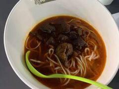 红烧牛肉面-鮮而純面馆(浦东店)