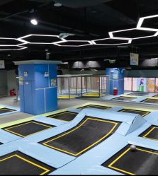 -反弹蹦床公园(南坪万达店)