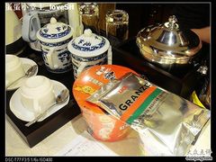 -上海御花园酒店
