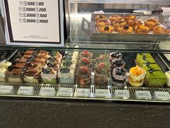 -W COLLECTIVE  DESSERT SHOP