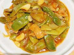 五花肉焖豆角-关东小磨东北菜(上海长风大悦城店)