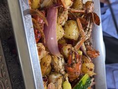 -休记光头香辣蟹干锅店(衣冠庙店)