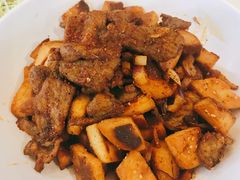 馕炒羊肉-帕米尔食府(白云观店)