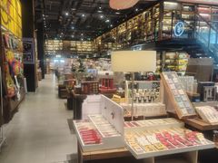 -半山书局(新世纪商城店)