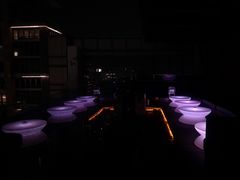 -Cloud Lounge & Living Room