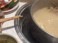 -三人行骨头王火锅(长寿店)