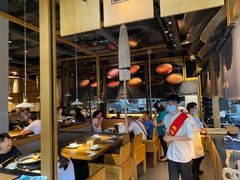 大堂-九锅一堂酸菜鱼(新南凯德直营店)
