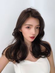 -In Style Hair Salon