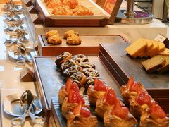 -深圳国际会展中心希尔顿酒店(前海华发冰雪世界店)