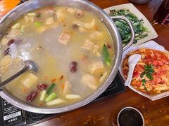 清汤放养鸡-苗湘食府(十年店)
