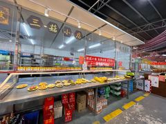 大堂-三千坪超级火锅市场·土灶牛肉火锅