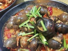 -老闵田螺馆·南昌特色小炒(梦时代店)
