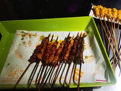 -依呀呀ktv烧烤小串(中山西路店)