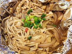 金针菇-钳小厨疯味1987肉蟹煲(美一城广场店)