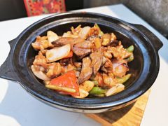 啫啫牛蛙煲-肥仔文澳门猪骨煲(南京西路店)
